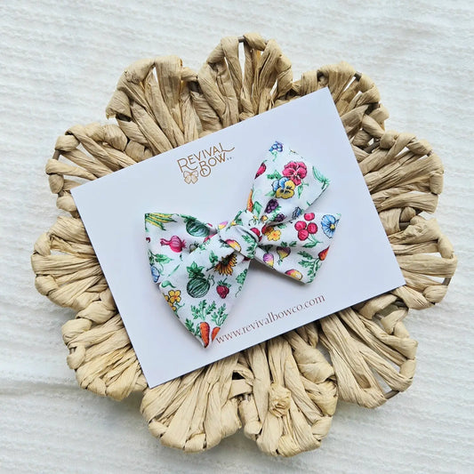 Classic Handtied Bow on Clip