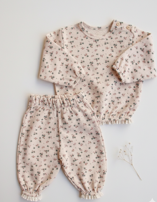 Floral Lounge Waffle Set