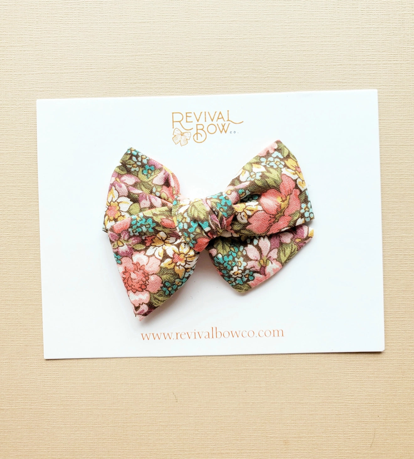 Neutral Floral Bow on Clip