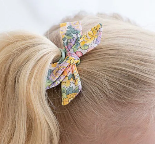 Audrey Petite Bow Clip